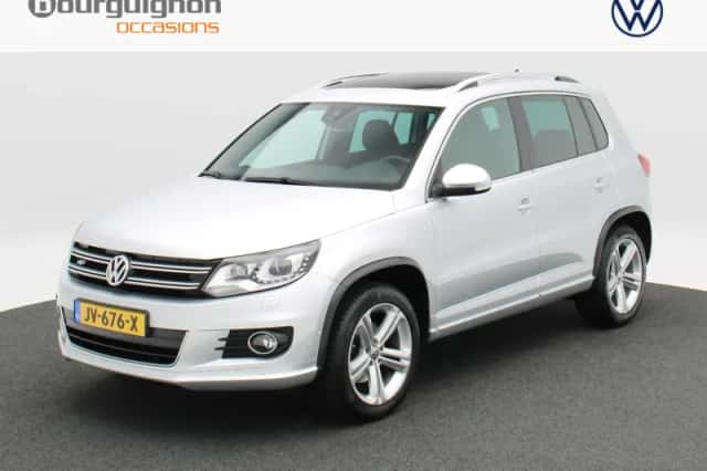 Volkswagen Tiguan (2016) thumbnail 1