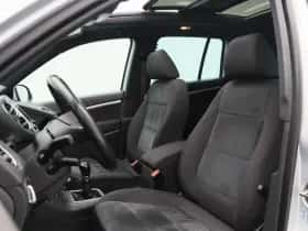 Volkswagen Tiguan (2016) thumbnail 18