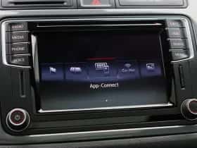 Volkswagen Tiguan (2016) thumbnail 23