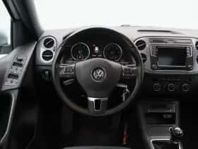 Volkswagen Tiguan (2016) thumbnail 33