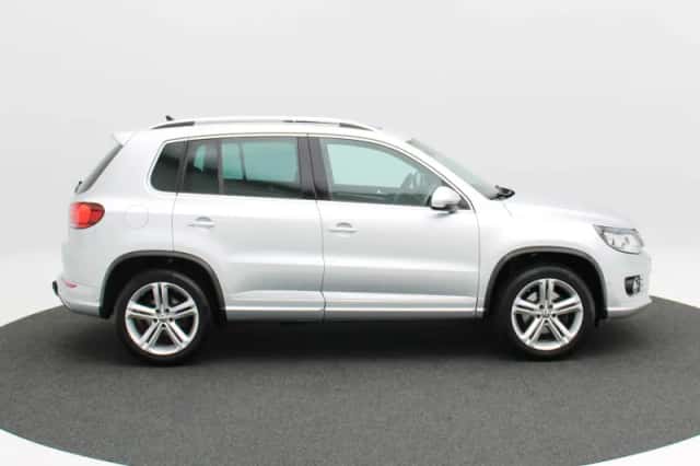 Volkswagen Tiguan (2016) thumbnail 6