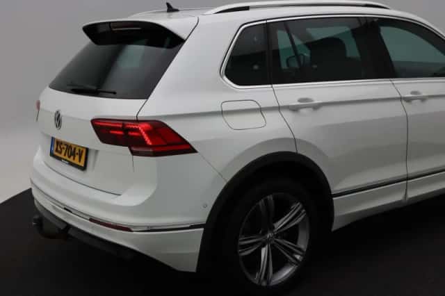 Volkswagen Tiguan (2019) thumbnail 13