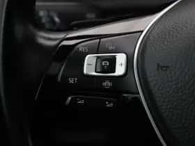 Volkswagen Tiguan (2019) thumbnail 25