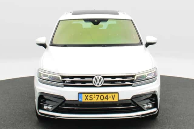 Volkswagen Tiguan (2019) thumbnail 4