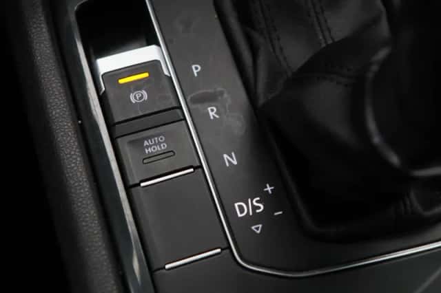 Volkswagen Tiguan (2019) thumbnail 33