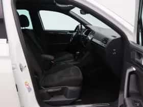 Volkswagen Tiguan (2019) thumbnail 38