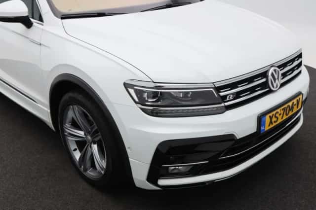 Volkswagen Tiguan (2019) thumbnail 10