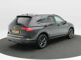 Volkswagen Tiguan (2023) thumbnail 2