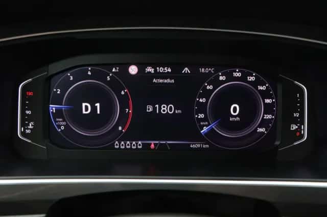 Volkswagen Tiguan (2023) thumbnail 24