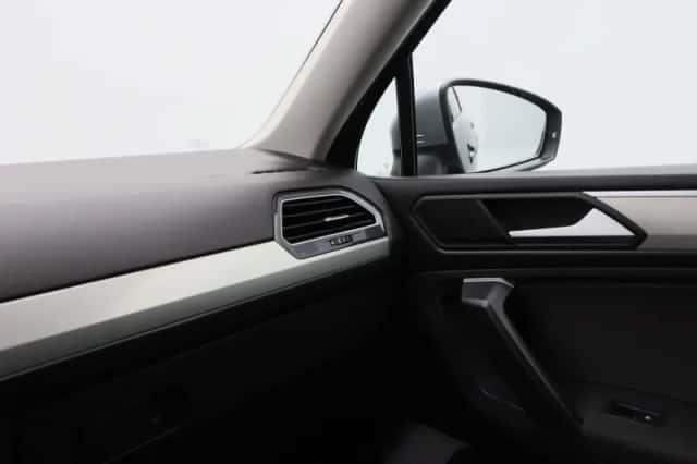 Volkswagen Tiguan (2023) thumbnail 34