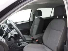 Volkswagen Tiguan (2023) thumbnail 5