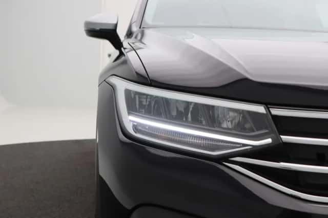 Volkswagen Tiguan (2023) thumbnail 10
