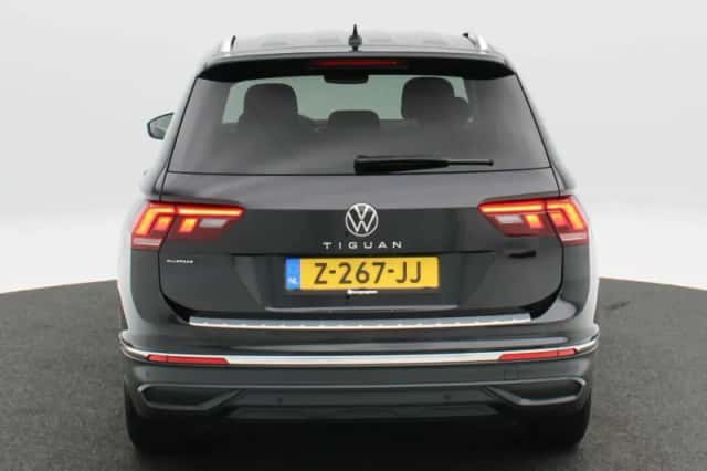 Volkswagen Tiguan (2023) thumbnail 6