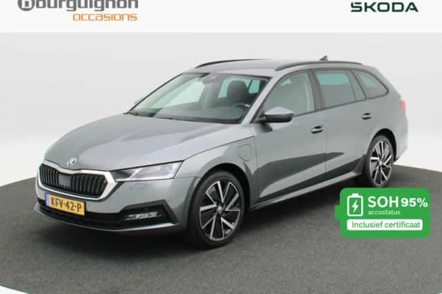 Škoda Octavia (2022) thumbnail 1