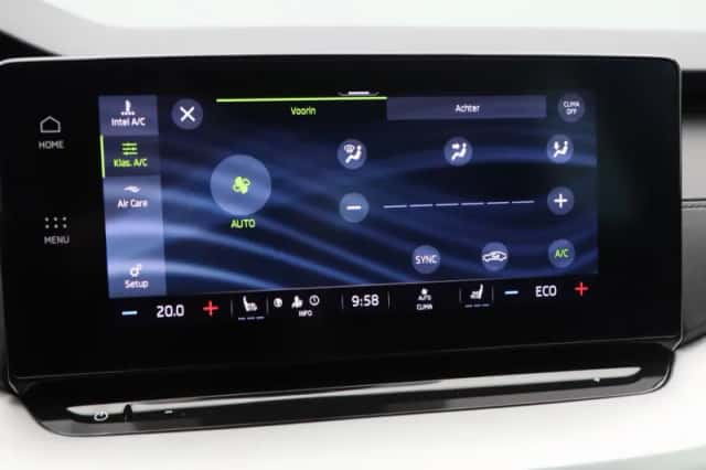 Škoda Octavia (2022) thumbnail 25