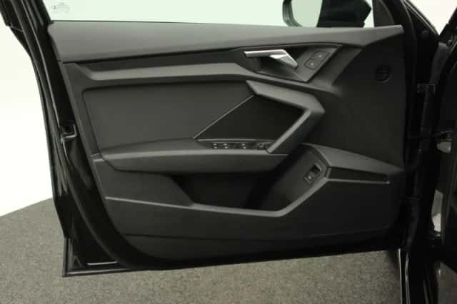 Audi A3 (2021) thumbnail 18