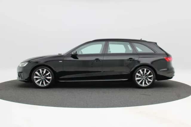Audi A4 (2023) thumbnail 7
