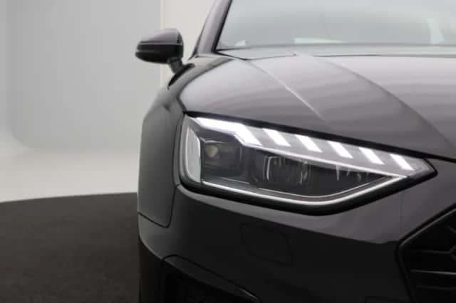 Audi A4 (2023) thumbnail 8