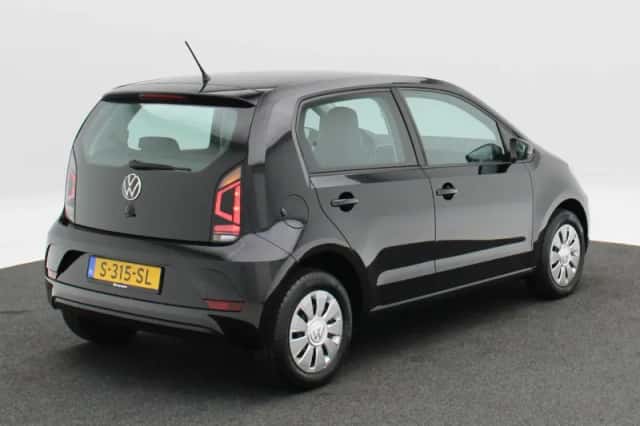 Volkswagen Up! (2023) thumbnail 2