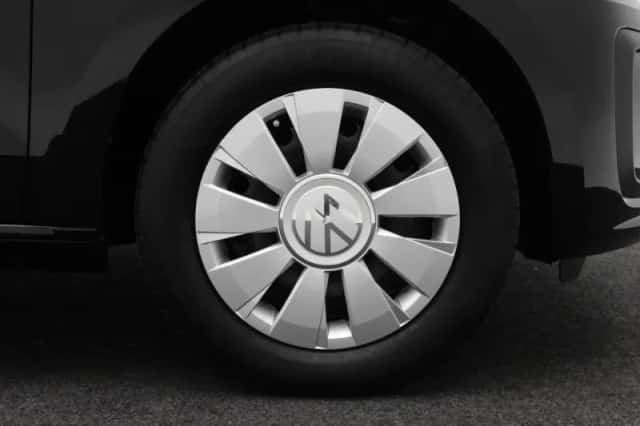 Volkswagen Up! (2023) thumbnail 11