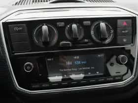 Volkswagen Up! (2023) thumbnail 19