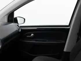 Volkswagen Up! (2023) thumbnail 22