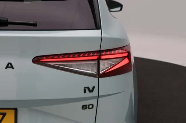 Škoda Enyaq (2022) thumbnail 14