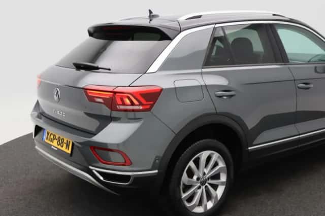 Volkswagen T-Roc (2022) thumbnail 13