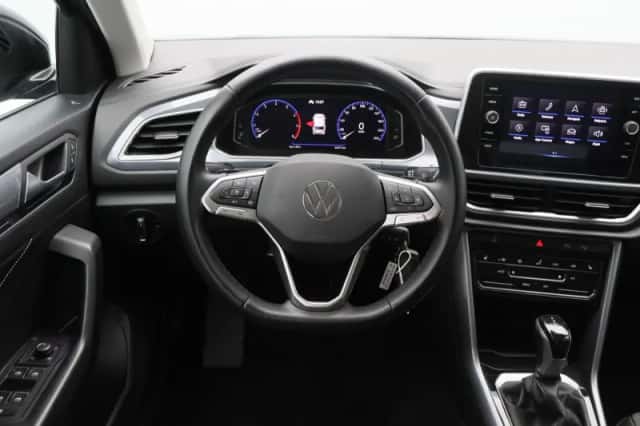 Volkswagen T-Roc (2022) thumbnail 34