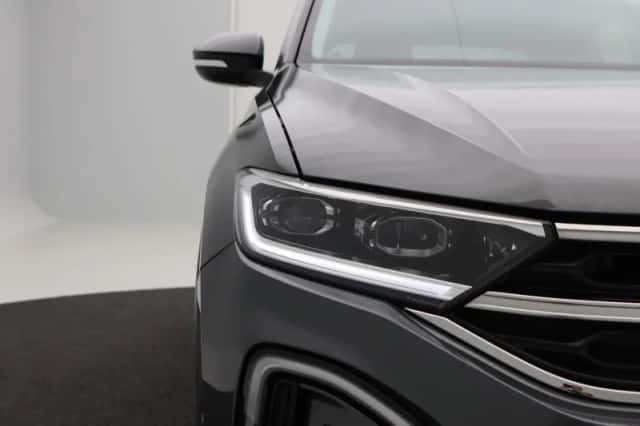 Volkswagen T-Roc (2022) thumbnail 8
