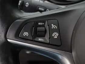 Opel Adam (2016) thumbnail 8
