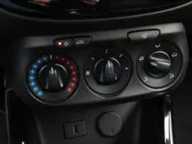 Opel Adam (2016) thumbnail 10