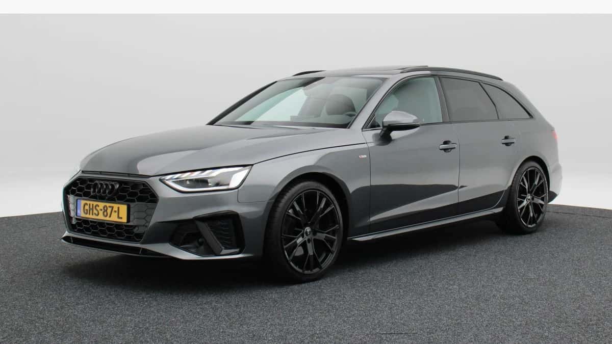 Audi A4 (2024) — foto 1