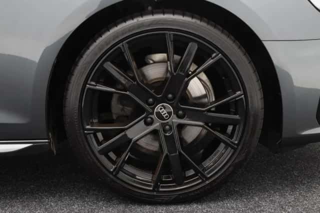 Audi A4 (2024) thumbnail 12