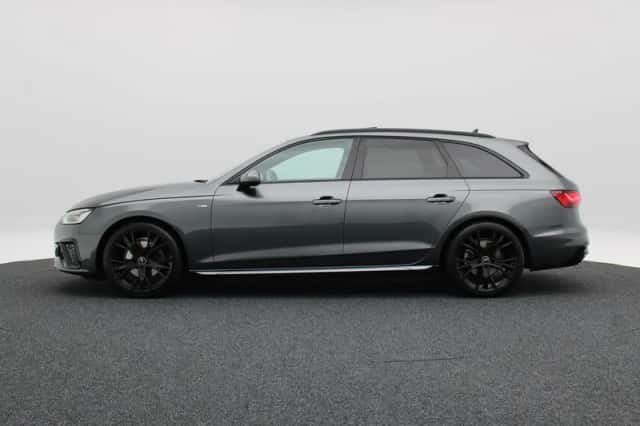 Audi A4 (2024) thumbnail 7