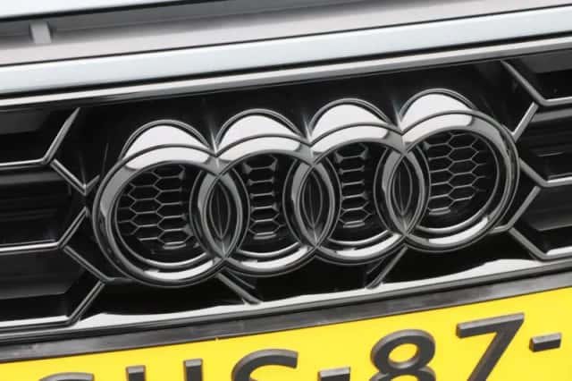 Audi A4 (2024) thumbnail 9