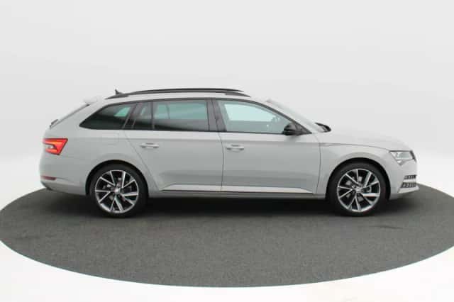 Škoda Superb (2024) thumbnail 6