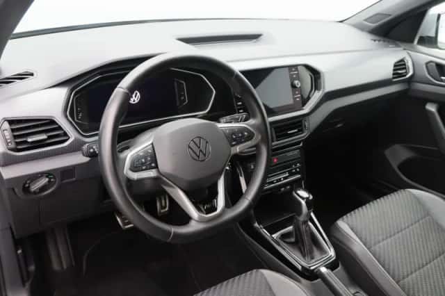 Volkswagen T-Cross (2023) thumbnail 3
