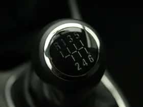 Opel Corsa (2017) thumbnail 17