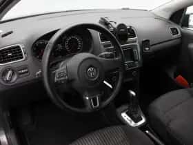 Volkswagen Polo (2013) thumbnail 11