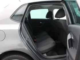Volkswagen Polo (2013) thumbnail 8
