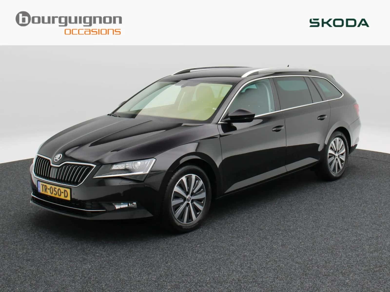 Škoda Superb (2018) — foto 1
