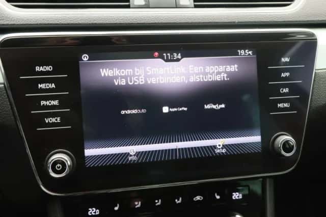 Škoda Superb (2018) thumbnail 26
