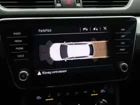 Škoda Superb (2018) thumbnail 27