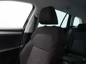 Škoda Superb (2018) thumbnail 32