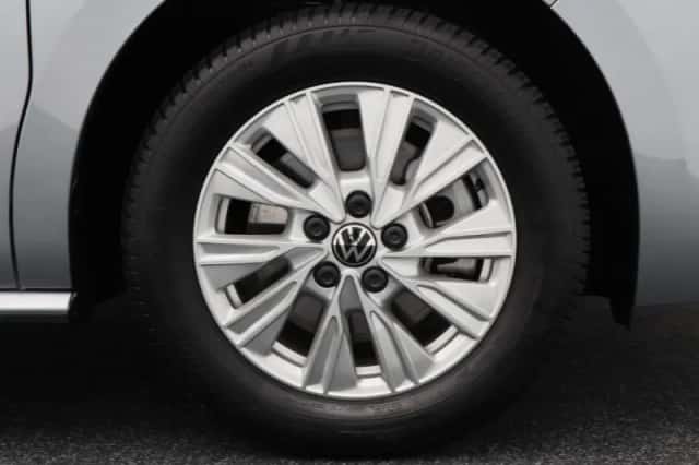 Volkswagen Multivan (2024) thumbnail 14