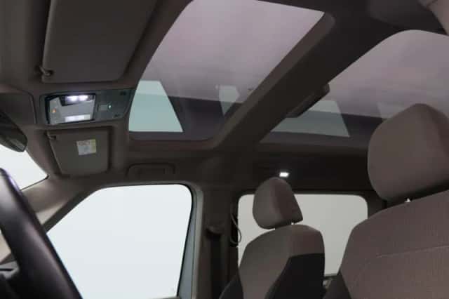 Volkswagen Multivan (2024) thumbnail 22