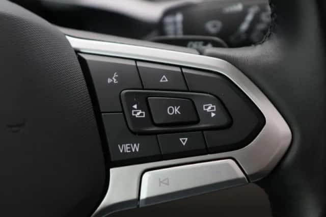 Volkswagen Multivan (2024) thumbnail 25