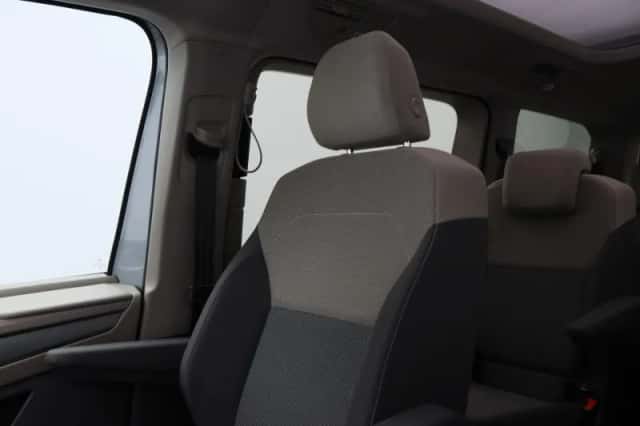 Volkswagen Multivan (2024) thumbnail 35