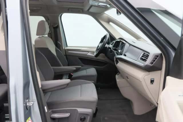 Volkswagen Multivan (2024) thumbnail 40